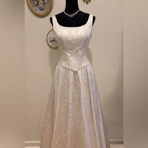 Jessica McClintock Ivory Brocade Wedding Dress